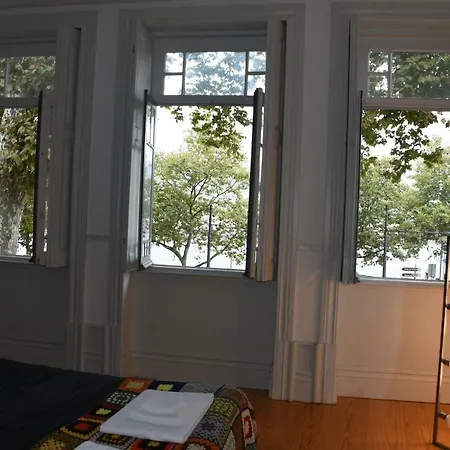 14º Esquadra — Cais Das Pedras Guest House Porto