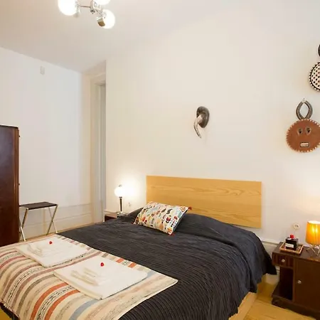 14º Esquadra — Cais Das Pedras Guest House 3* Porto